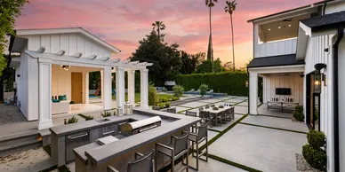 Complete Backyard Remodeling, Los Angeles Top Hardscape,Patio remodeling ,turf installation, outdoor kitchen installation