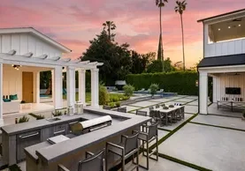 Complete Backyard Remodeling, Los Angeles Top Hardscape,Patio remodeling ,turf installation, outdoor kitchen installation